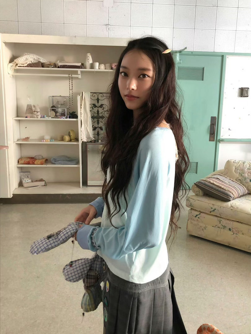 此粼就这样轻轻松松得很美好 