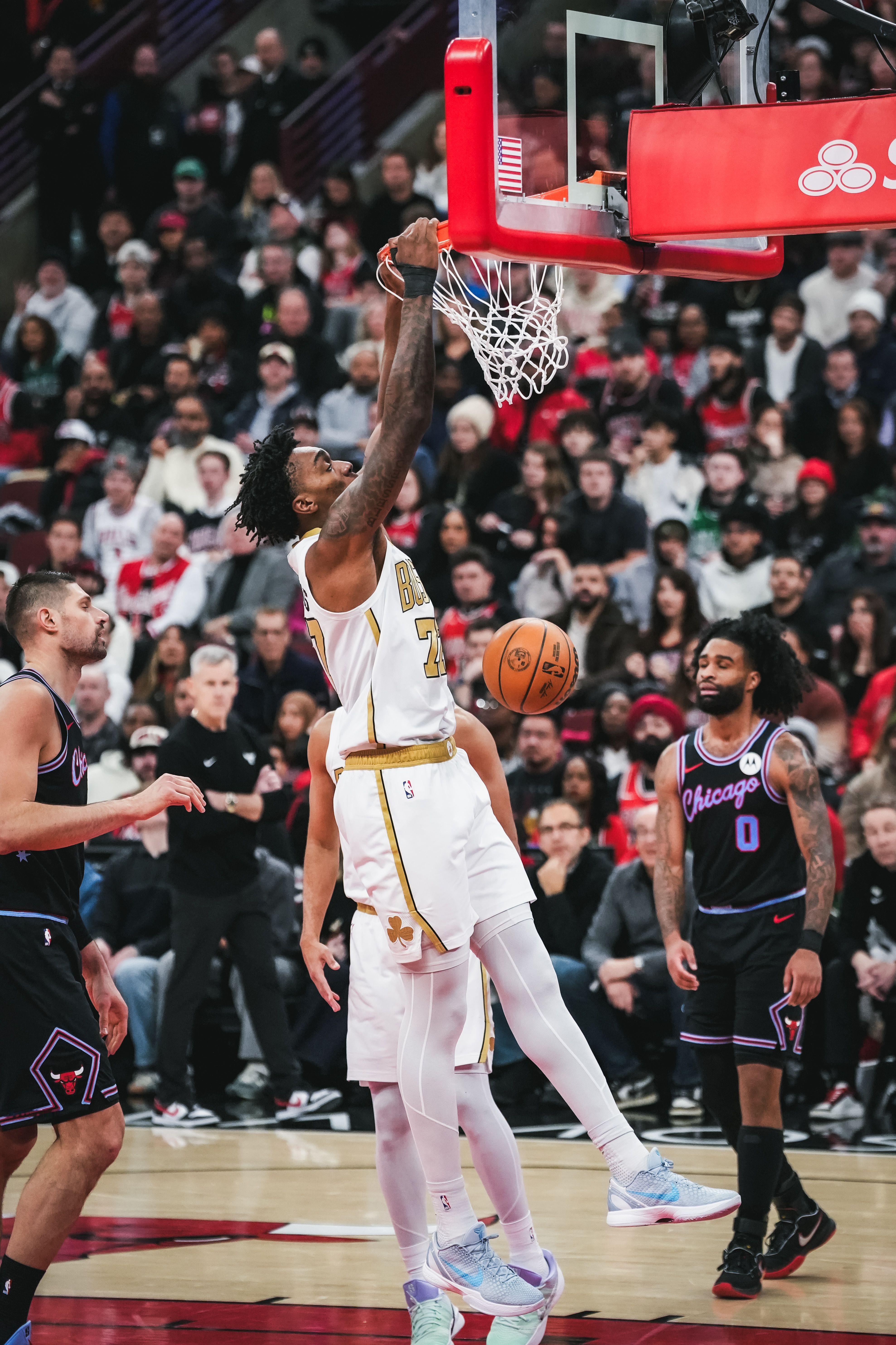 怀特篮板点开阿马里，阿马里吃饼得分！85-88波士顿凯尔特人 ｜Differen