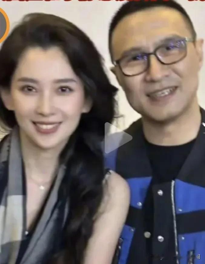 汪峰否认自己婚姻观有问题

歌手汪峰面对人们质疑他多婚多育，对家庭和孩子没担当意