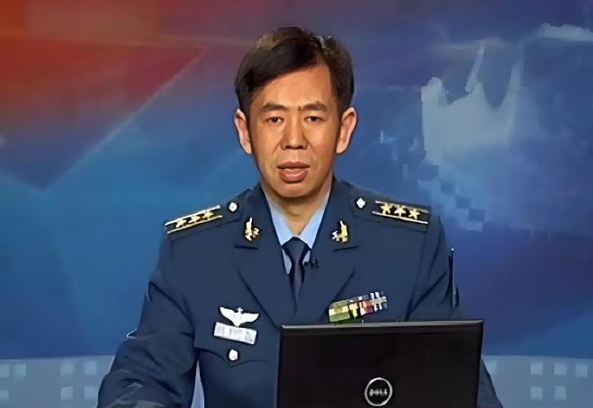 为什么外敌越来越不怕中国？军事专家戴旭一针见血：因为我们淡忘了导员当年的“底线威