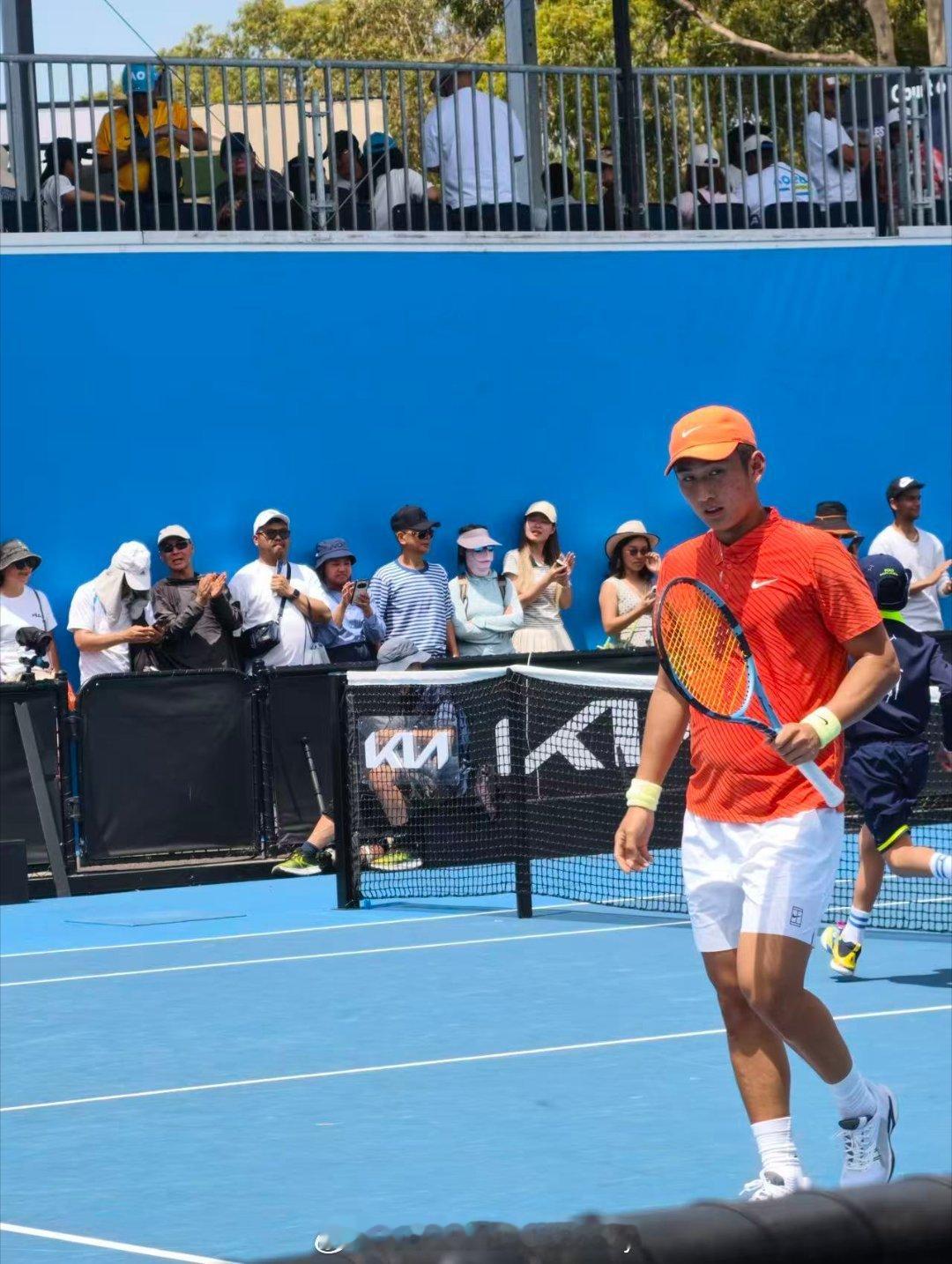 中国🇨🇳大陆男网，继续刷新纪录 👏【🇦🇺澳网正赛胜场数】🏆商竣程——