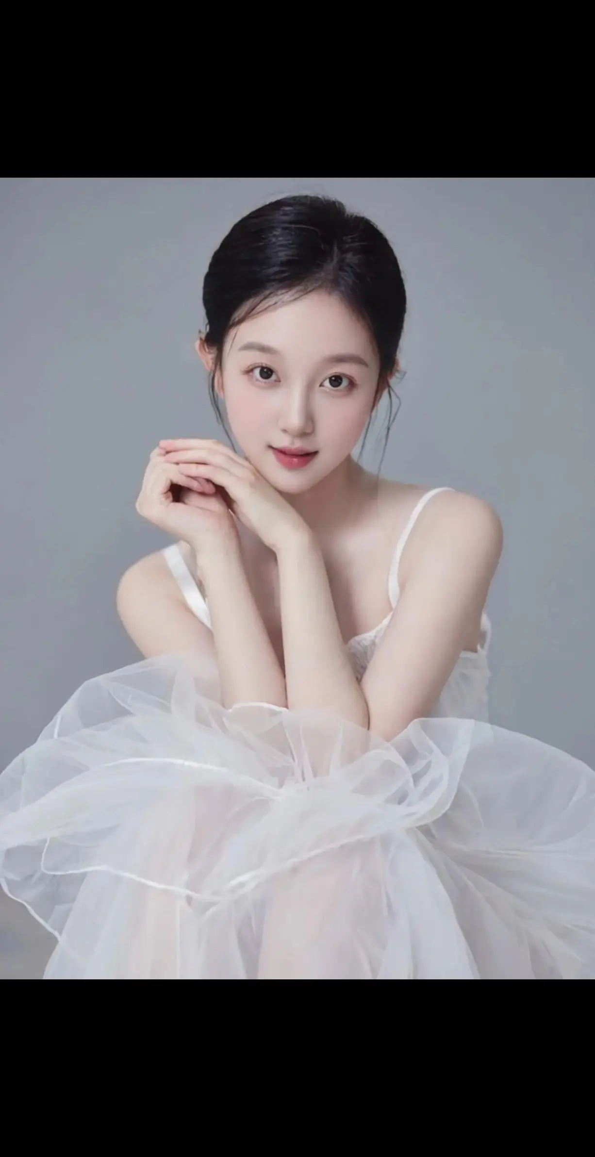 遇见你的眉眼  如清风明月
