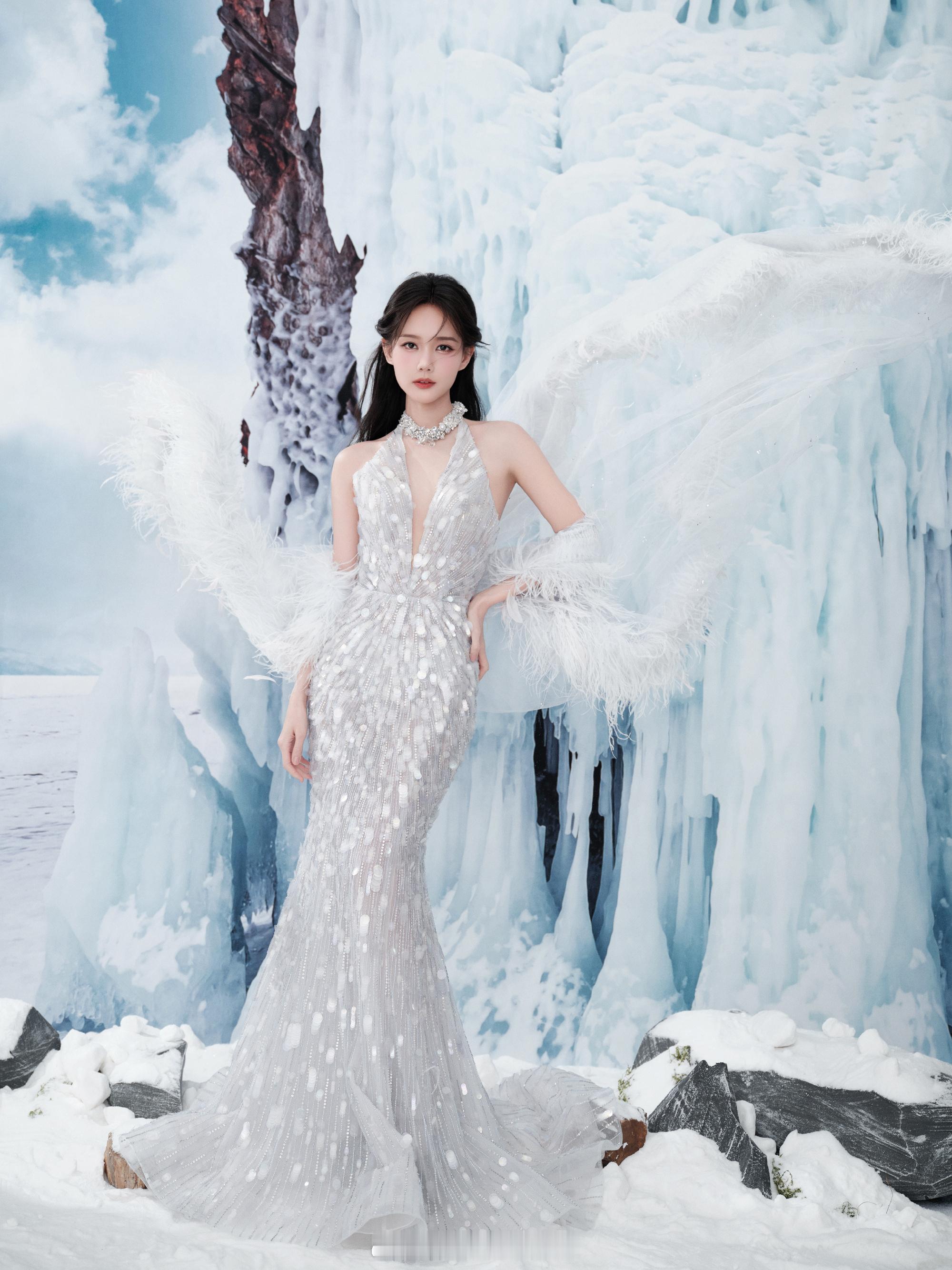李一桐雪精灵妆冰雪公主来啦 ​​​