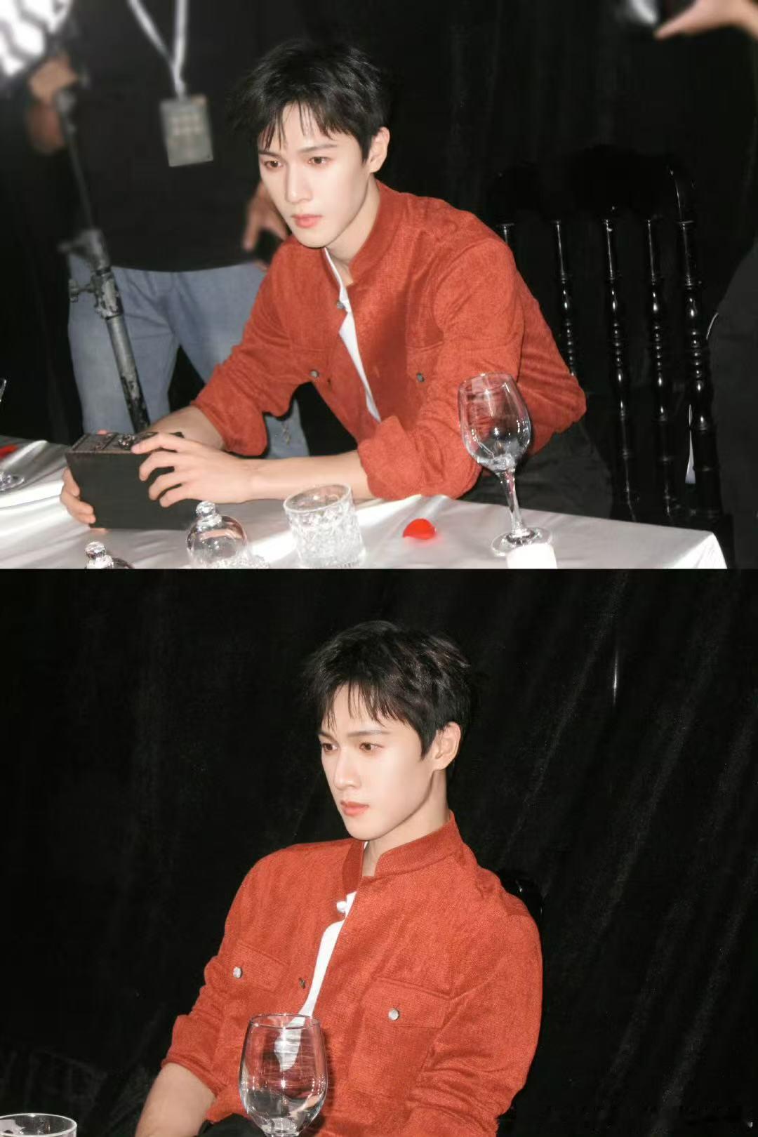 李昀锐十月plog营业 ​​​和李昀锐一起告别十月吧！ ​​​