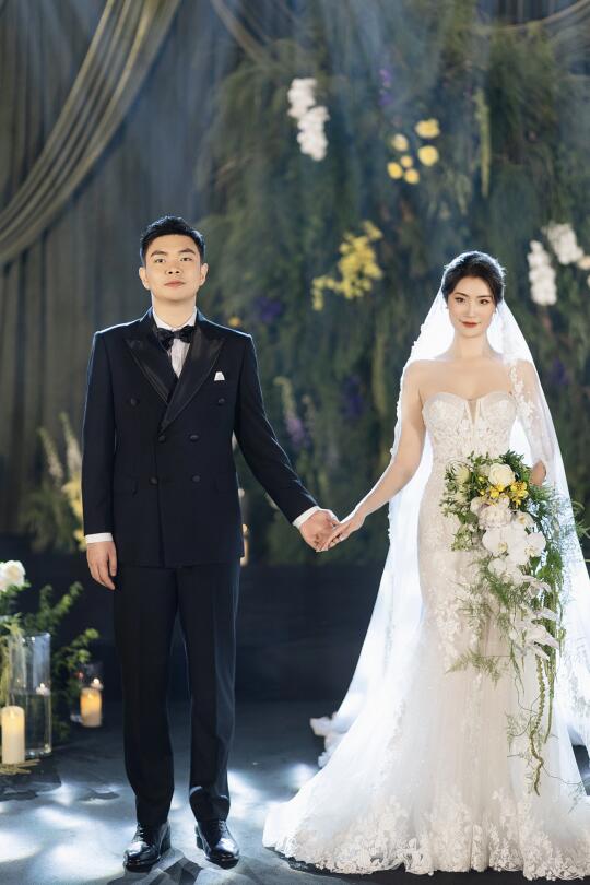 婚礼一周年啦💒