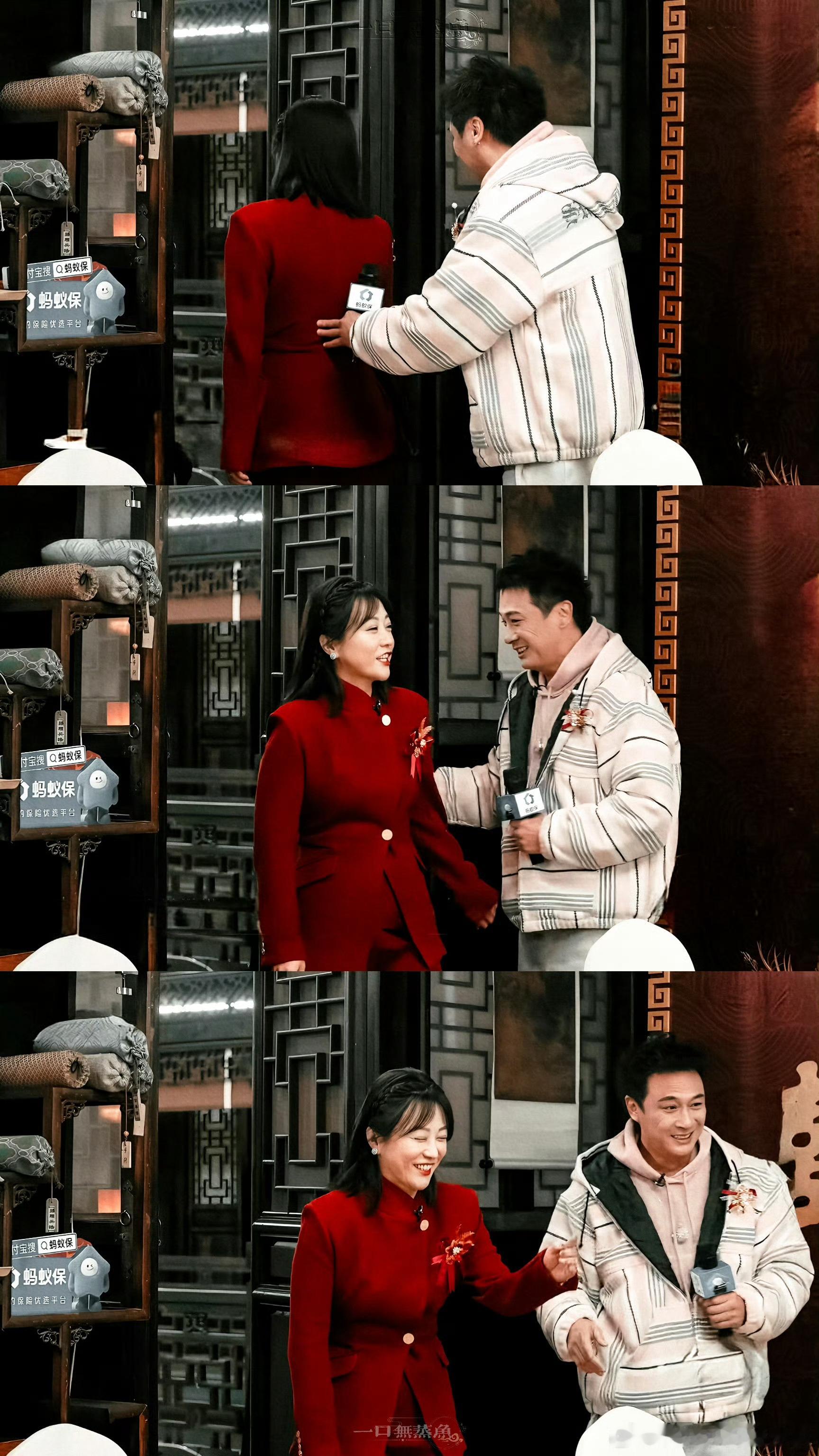 谁看郝蕾吴镇宇这组合不笑啊！郝蕾吴镇宇像参加儿子入学的父母无限超越班 陪着吴添豪