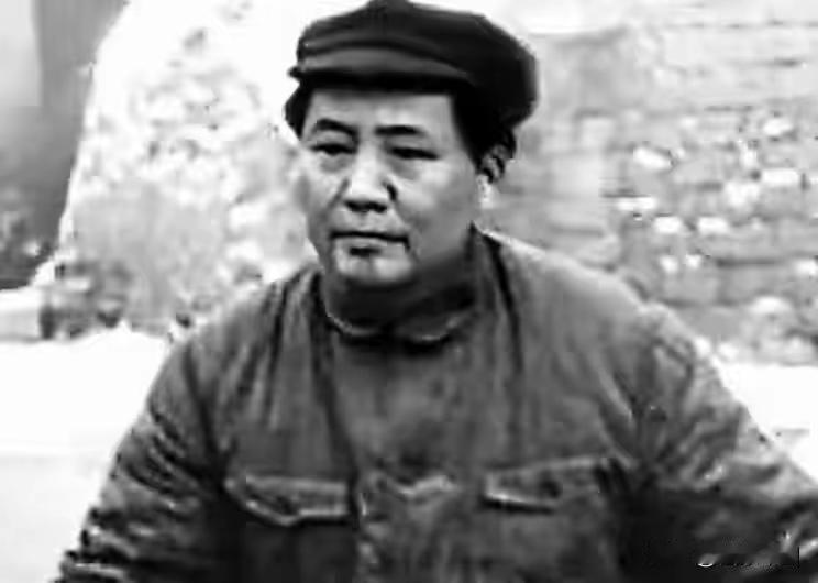 一句远见定方向：不走资本主义，依靠人民才是复兴正道
 
近代以来，不少人痴迷照搬