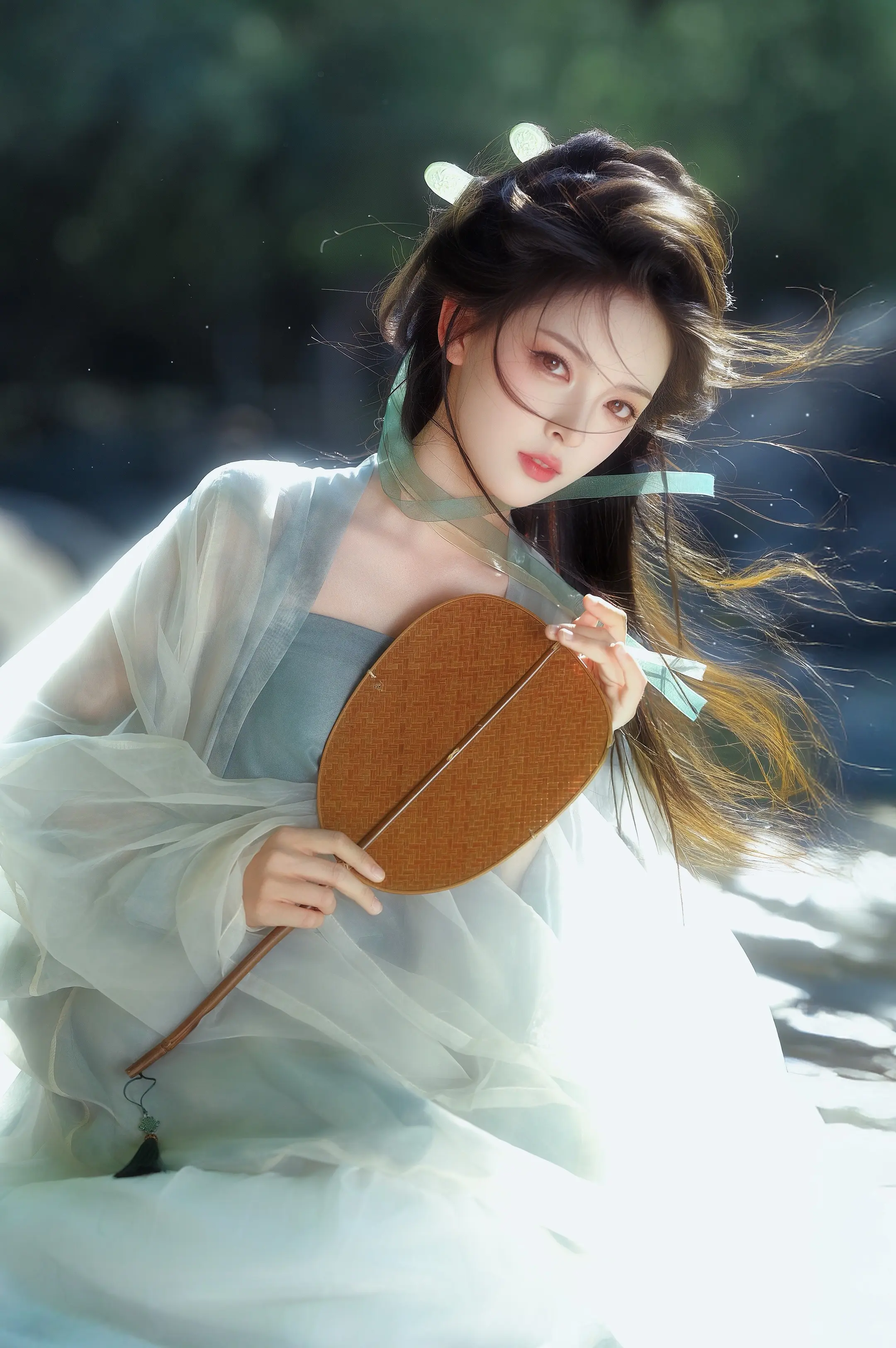 光不吝啬的撒在你身上。📷富士gfx100s2 镜头110f2 滤镜r...