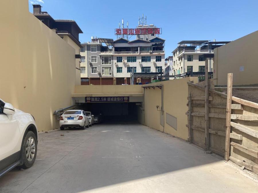 大理南涧网民向州委书记留言求助希望协调督办南涧县嘉X城小区房产证办理

✍📨我
