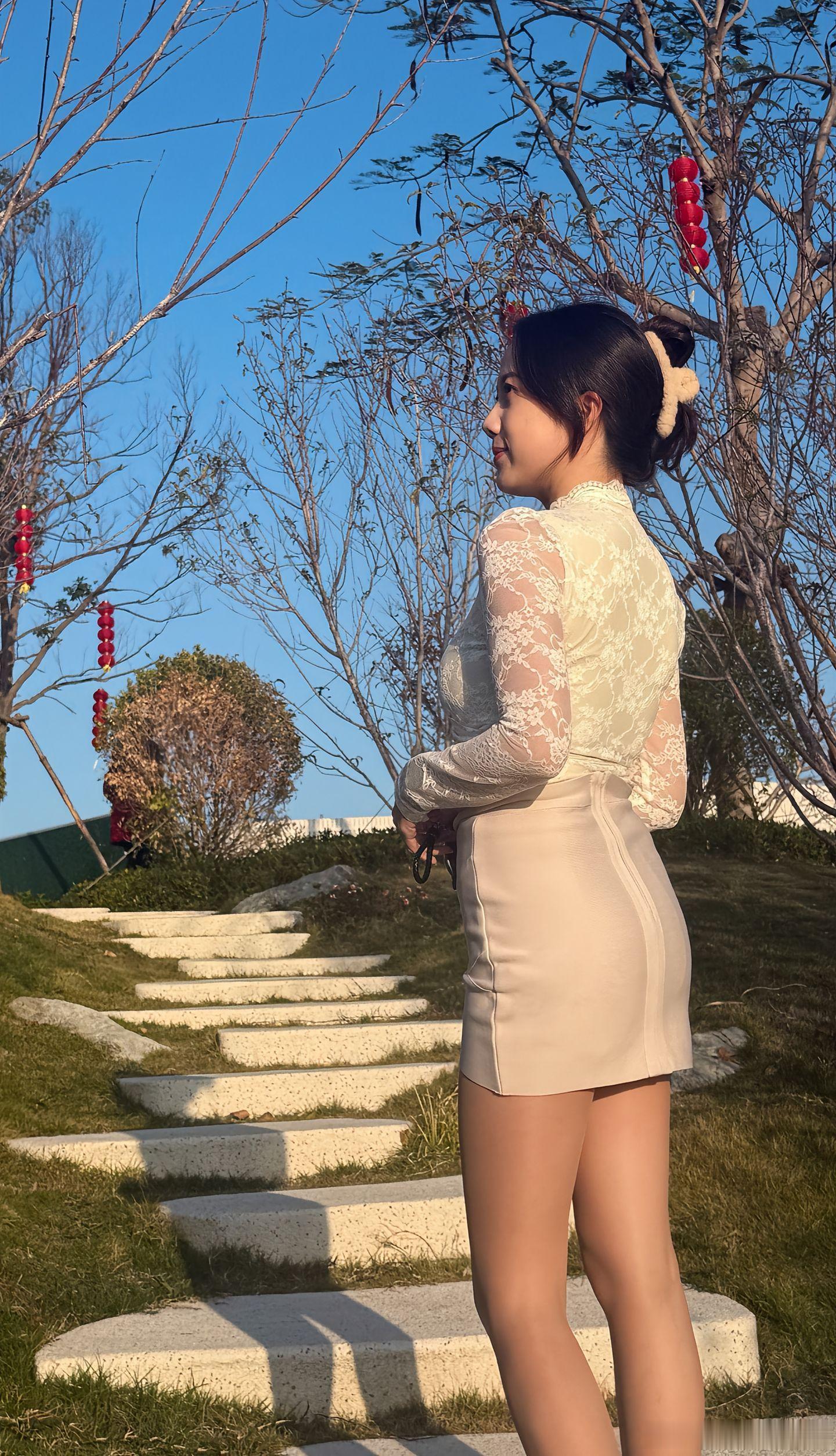 轻熟女神范儿 姐姐颜控正义日记的红包美女绘梦长廊