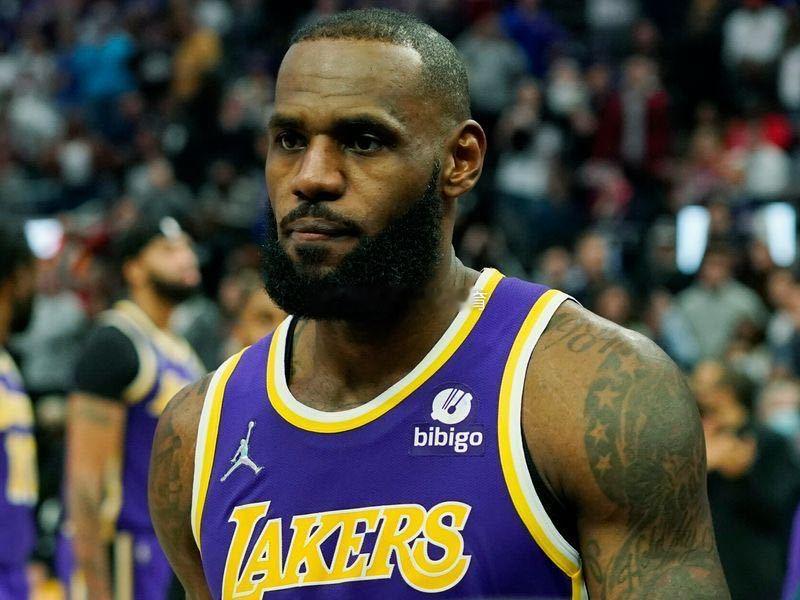 NBA勒布朗詹姆斯湖人未来走向詹姆斯态度引热议Windhorst的爆料，让詹姆斯