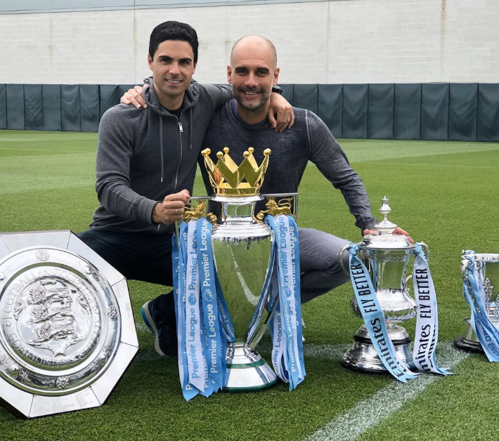 英超第34轮，曼城1-0客胜伯恩利登顶英超。继18-19赛季历史性夺得英格兰国内