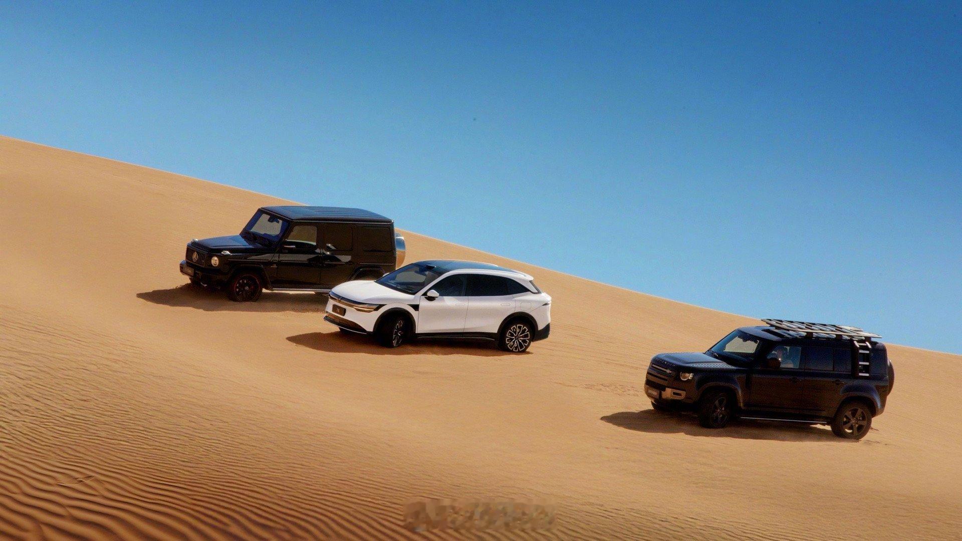 我的极氪007用着哪都好，就是有两次没太注意磕了底盘，纯电轿车底盘都有点低，要是