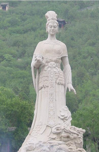 “女娲不是补天的‘悲情女神’，是华夏第一位跨界斜杠工程师！”

别再给女娲P上泪