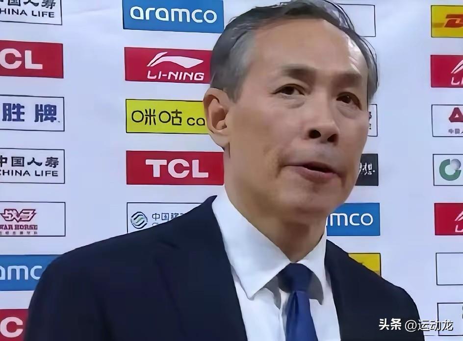 许利民谈输给吉林的原因，甩锅给队员赵睿：
“最后一球战术布置没问题，是球员执行出