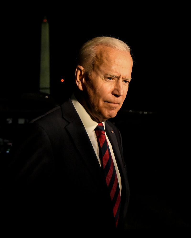 俄乌战争，在强硬的俄罗斯面前，美国只会向乌克兰递刀子，不敢真上场，说明美国欺软怕