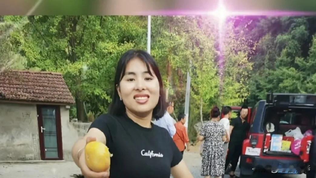 上联:风调雨顺秋风劲
下联:海晏河清夏海平
           (你对下联)