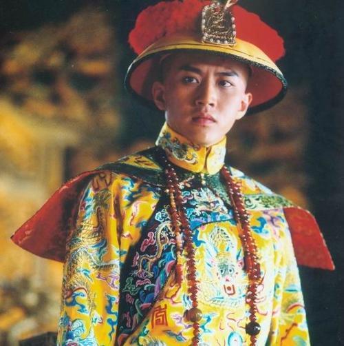 1728年秋，一封两万字的长信从湖南辗转送到了陕甘总督岳钟琪的案头。 
 
写信
