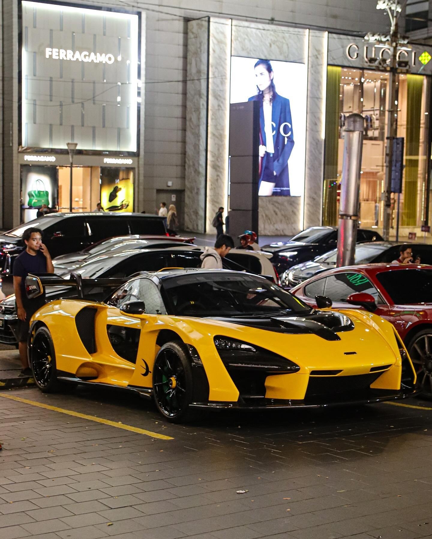 Mclaren Senna (Volcano Yellow) ​​​