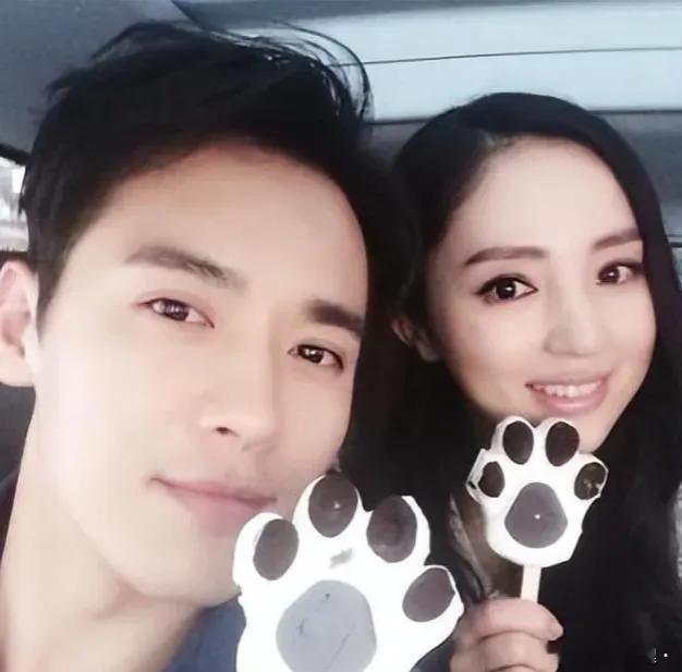 惊了！曝高云翔再婚育有一女，二婚妻子身份被扒出！6月12日，港媒突然爆出一个炸裂