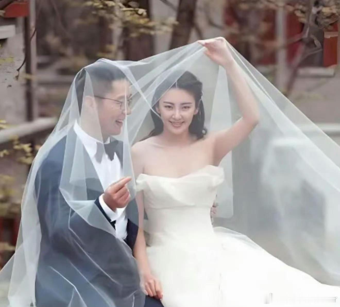 疑似张雨绮合作公关发声好无语呀 是假的为啥不辟谣 