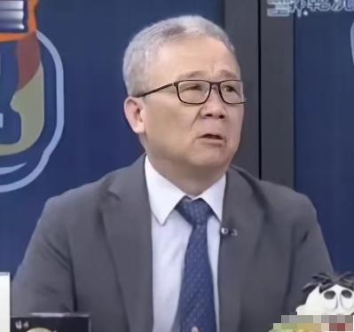 6月8日，台退少将栗正杰表示：要是让我在亲美亲中之间选一个，那我肯定选亲中，因为