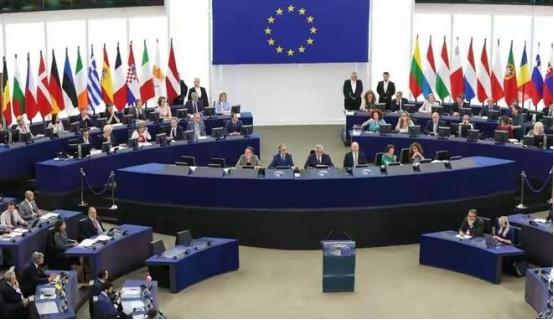 欧盟正式官宣：把中国踢出“地平线欧洲”核心计划。这个计划总预算930亿欧元，是欧