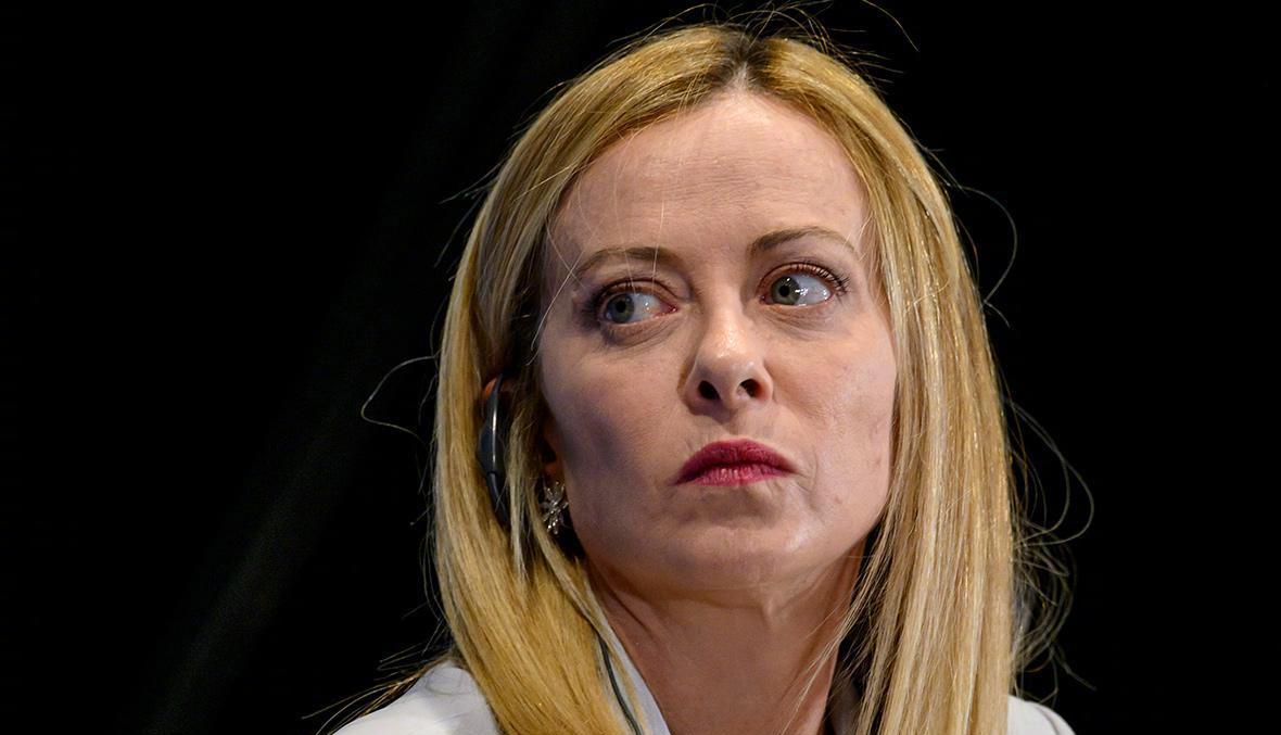 最近，意大利总理梅洛尼公开喊话，认为“现在是欧洲与俄罗斯对话的时候了”。她直言，