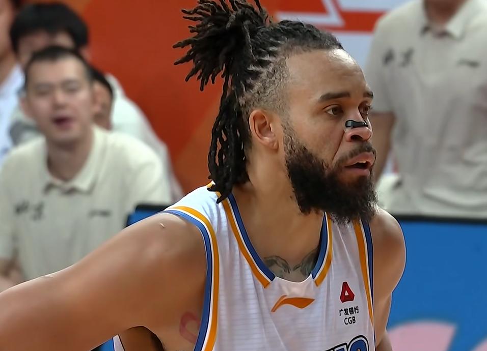 北京北汽爆冷输球的原因找到了！
福建以下克上在主场逆转北京北汽，这已经不是北汽在