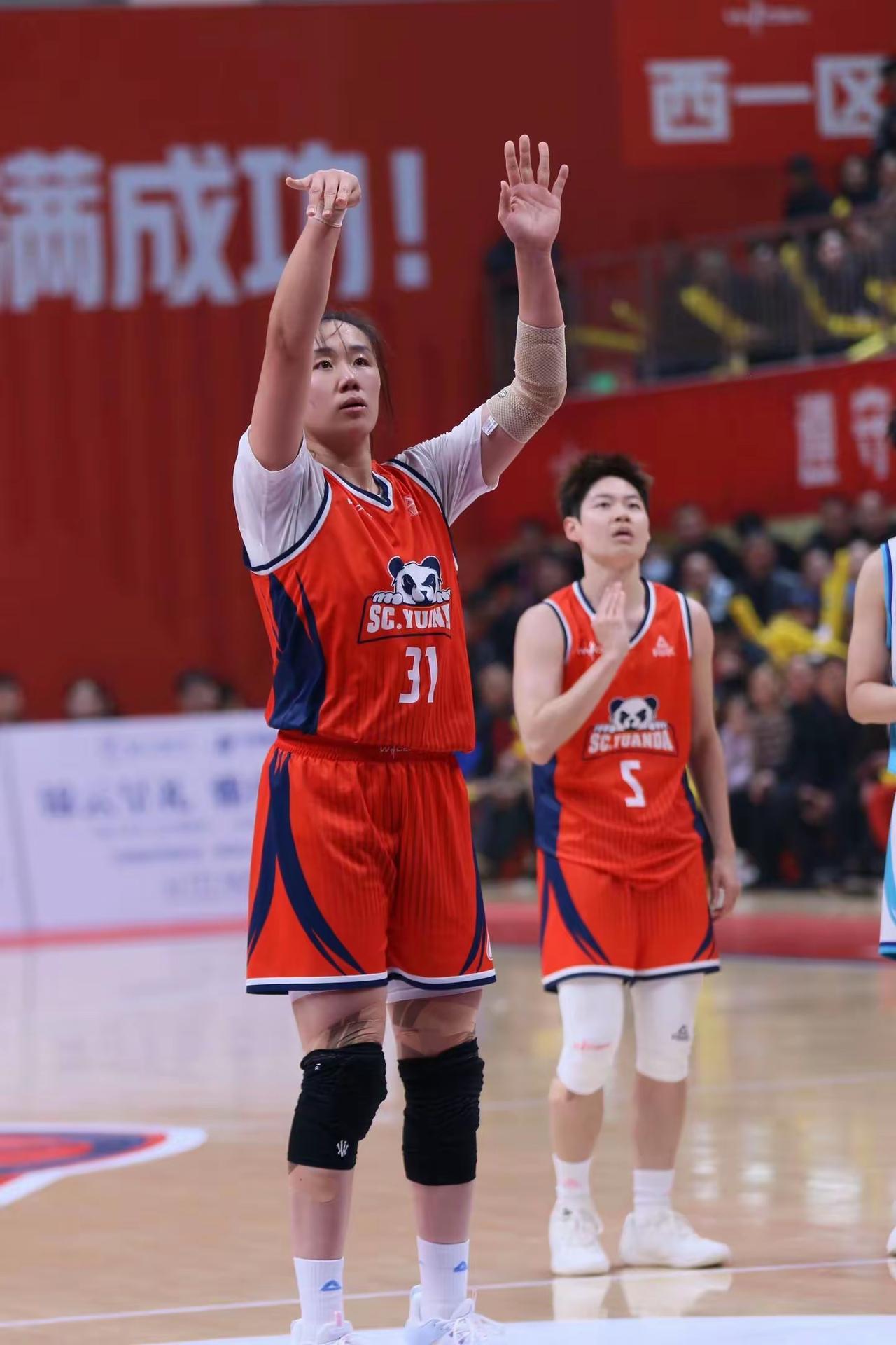 四川女篮连续四场罚球命中率低

昨晚不说其它的，就单说罚球，如果能达到80%的命