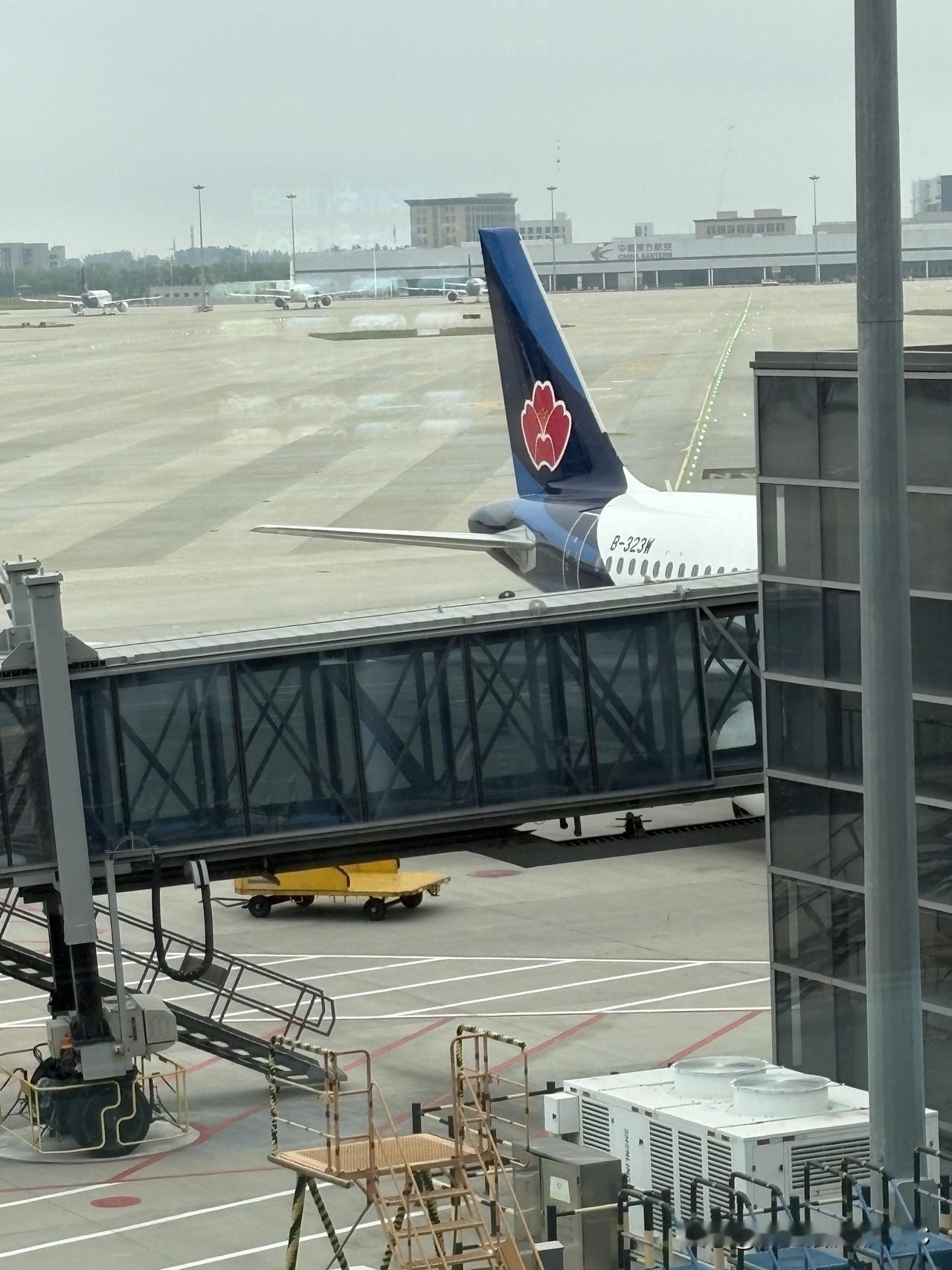 猜航空公司