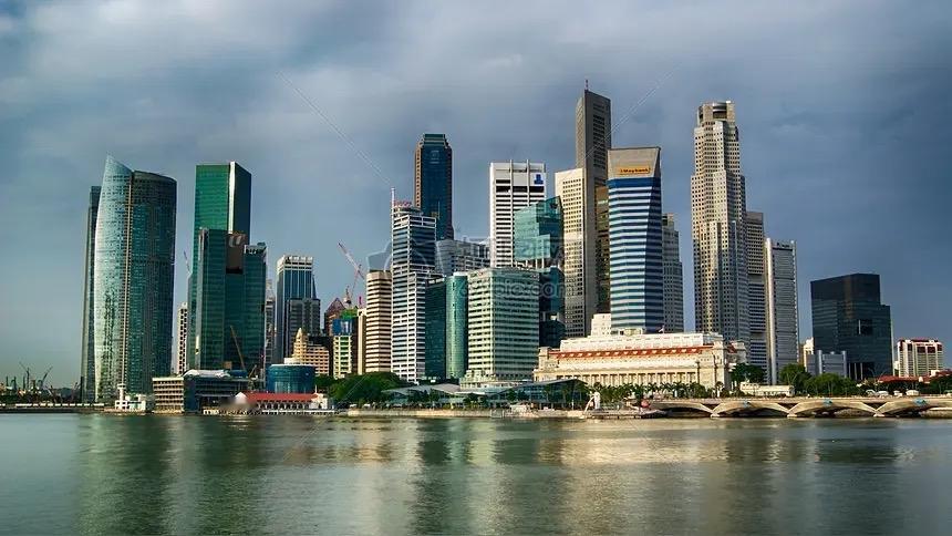 大家能说出中国的哪个城市明星、体育、文化、教育、美女都是第一梯队的城市吗？

是