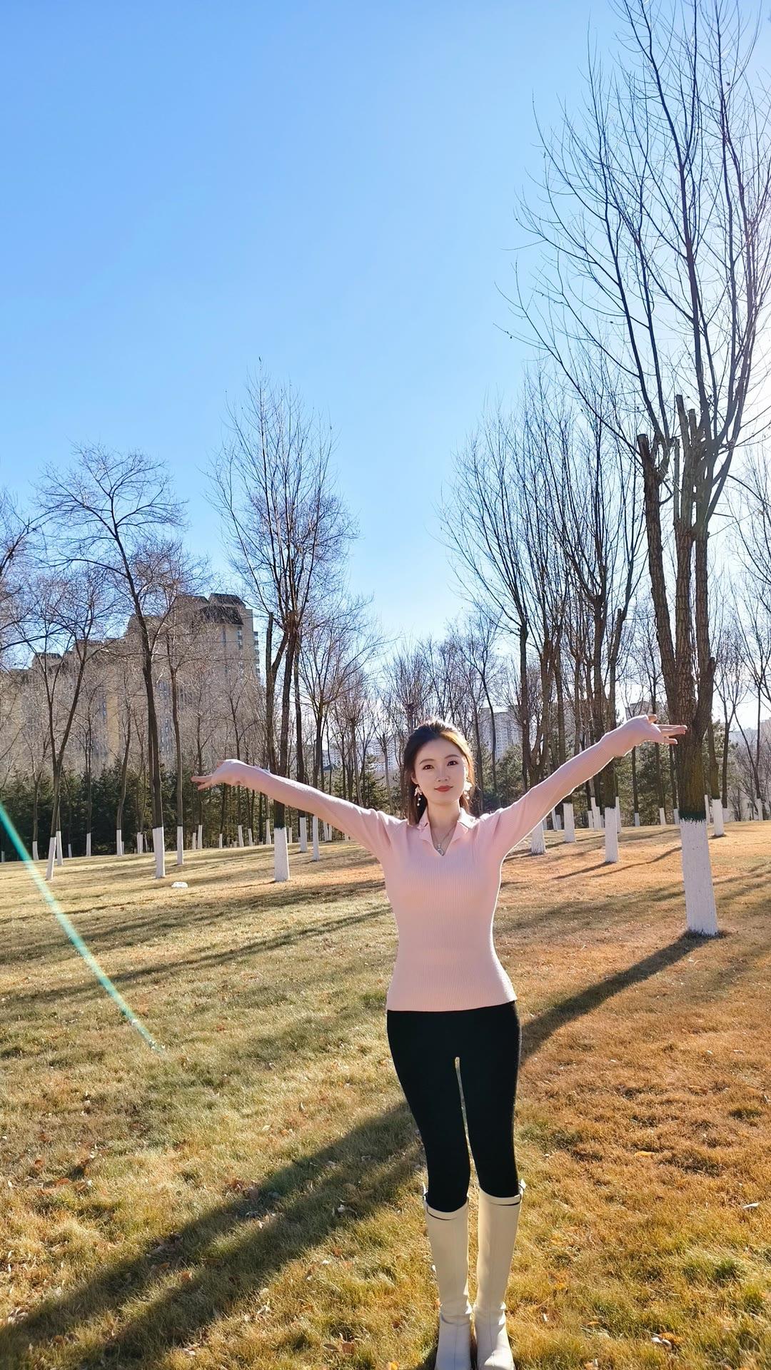 怎样穿搭能显示出温柔的女生气质?