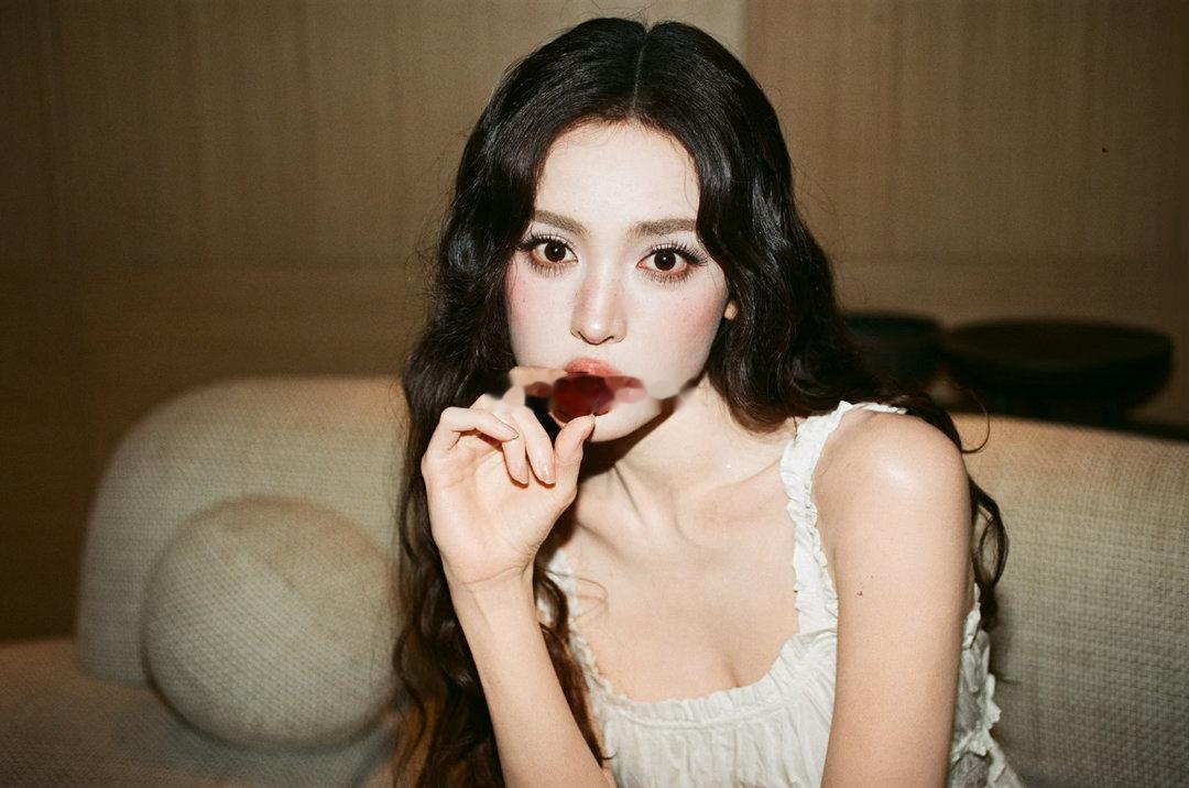 娜扎新剧被打成哪吒了 娜扎又在新剧里挨揍了！那么好看的一张脸被打成这样，我真的会