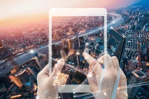 《股市早评》一、财经消息1、沪银夜盘突破18000元/千克、创历史新高 国投白银