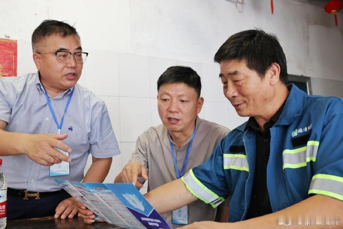 台州送清凉送义诊暖心关爱城市美容师 最见功力的是“精准”二字。不送花架子，专送防