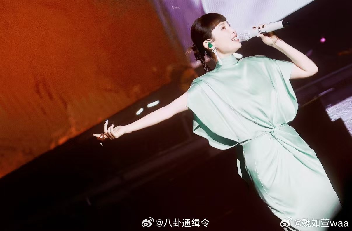 歌手直播魏如萱丑八怪从被骂到封神从被质疑到有望封神，魏如萱《丑八怪》彩排音源质感