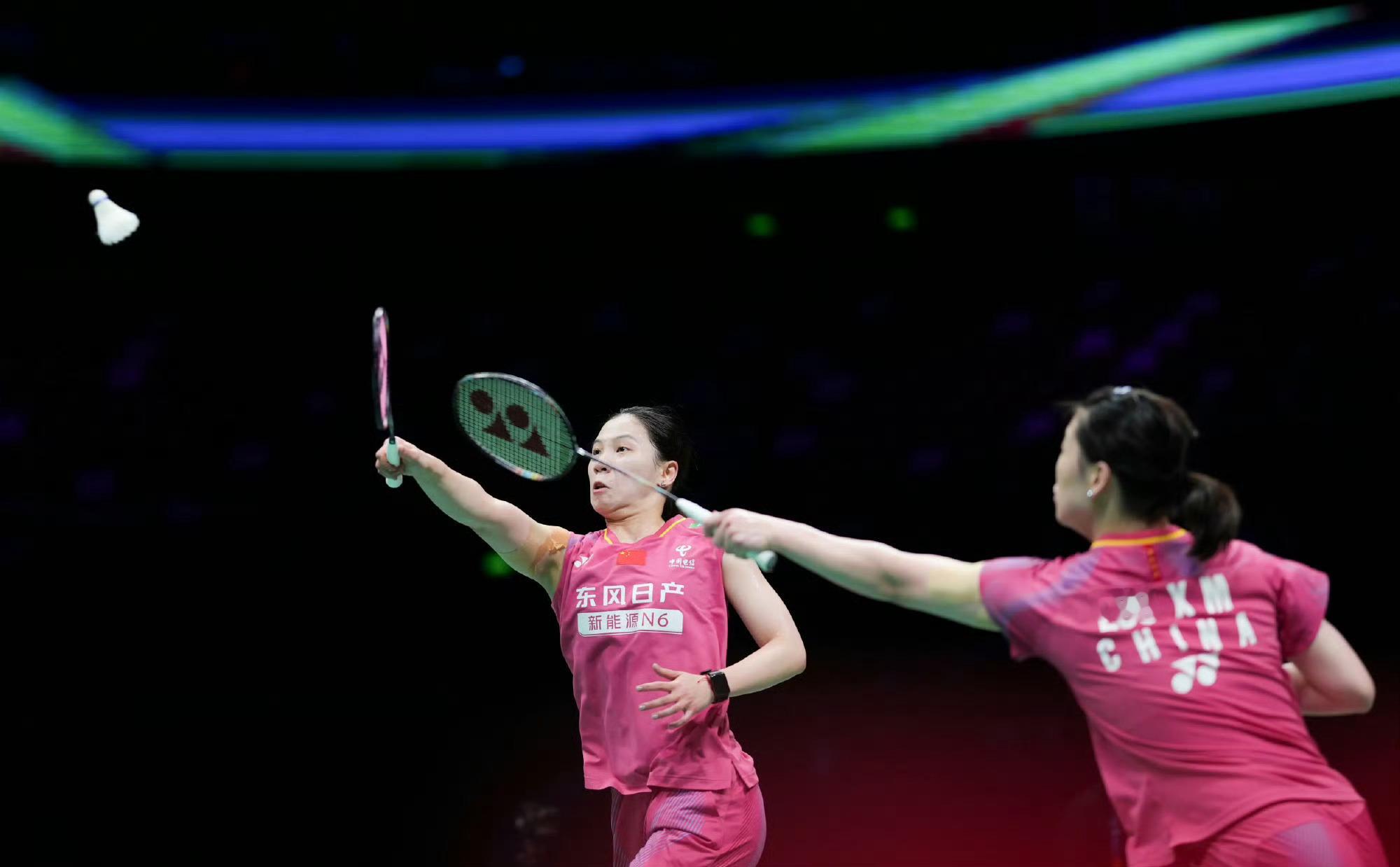 2026年羽毛球世锦赛 李怡婧/罗徐敏21-13, 21-14阿莱西娅/费比晋级