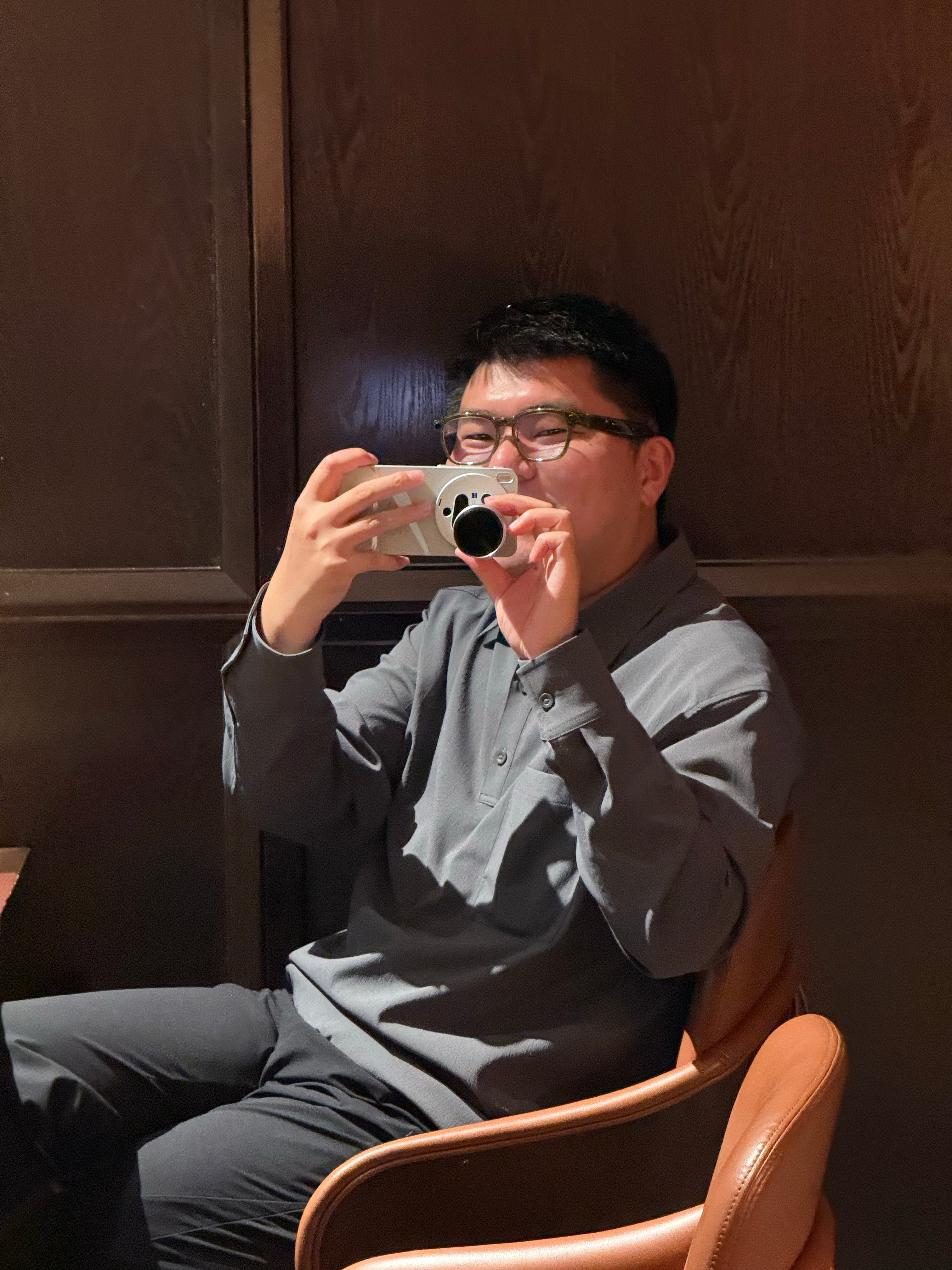 又成功把vivo X300 Ultra安利给了一个汽车博主 广州·广州白云国际会