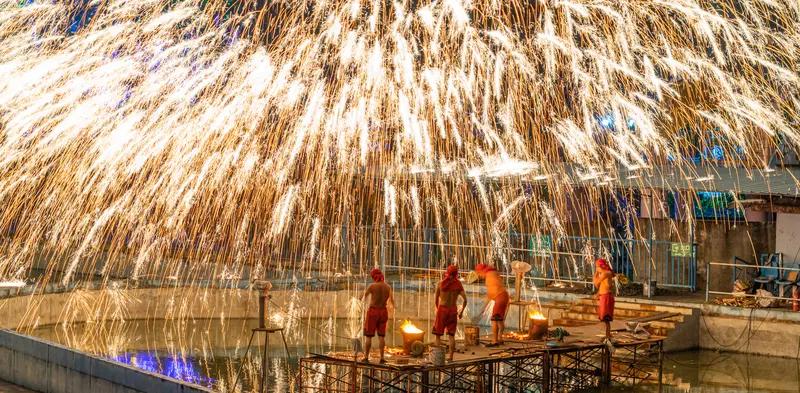 🧨 山东省诸城市昌城镇首届非遗萝卜糖球会
3月20日二月二正式开幕！
 
📍