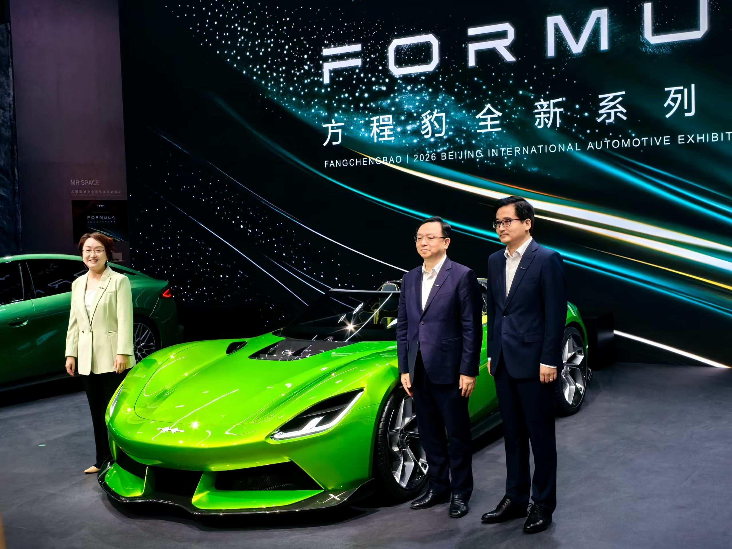 方程豹新车太帅了！这么强的产品等待出牌熊总嘴角压不住的喜悦😀 