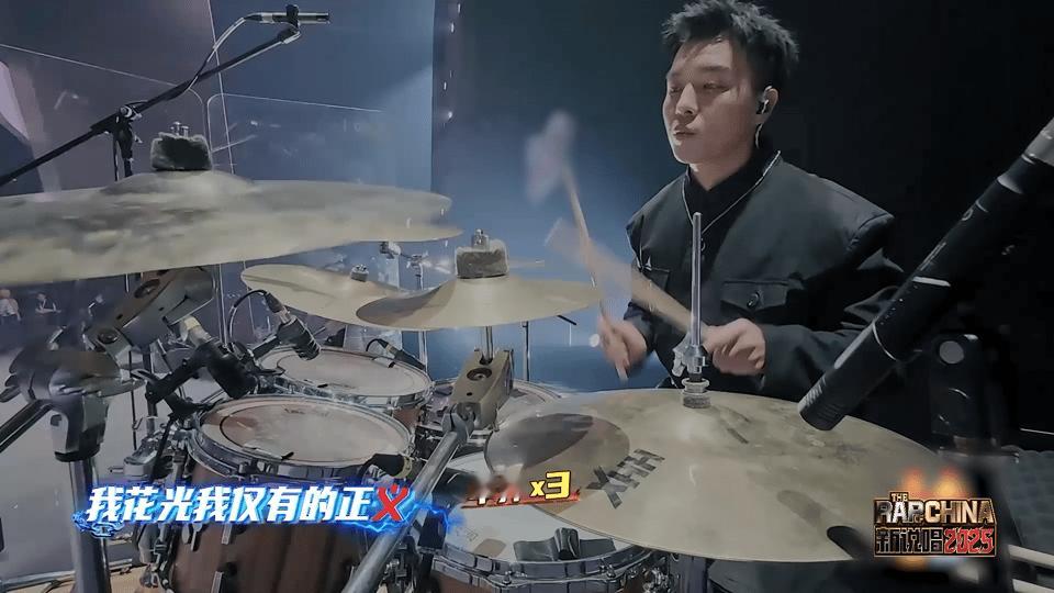 回春丹小黑摇滚说唱改编正义新说唱2025 两个超燥风格撞出高能！回春丹摇滚打底够