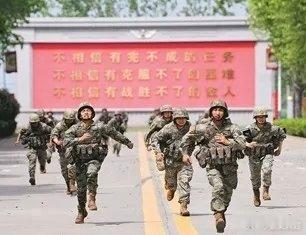 铸剑中原[超话]早安军营原原说早晚安 “只有把战斗技能练全面、把综合素质练过硬，