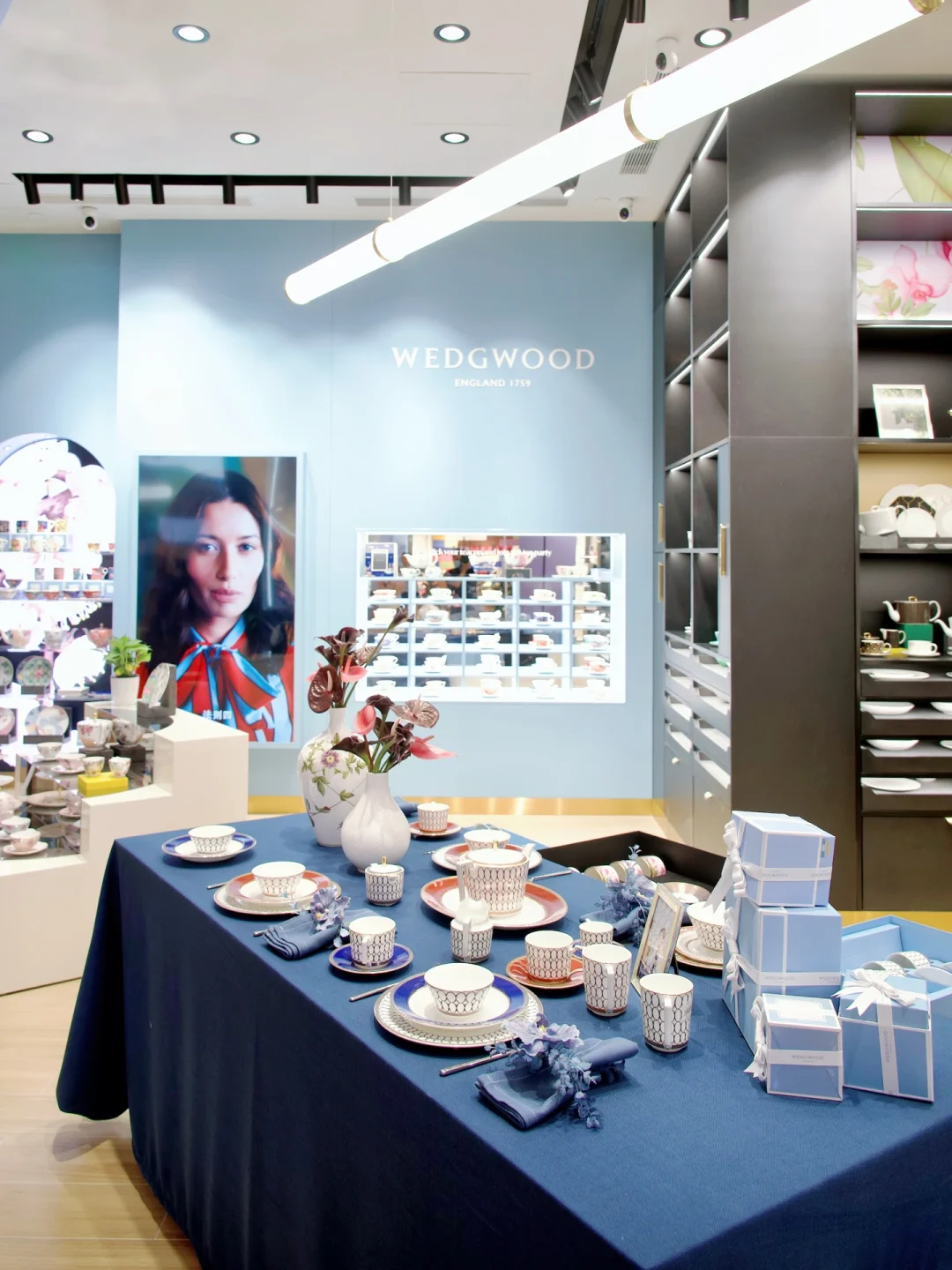 送给乾隆的英国国宝瓷器来成都了！肖战同款！