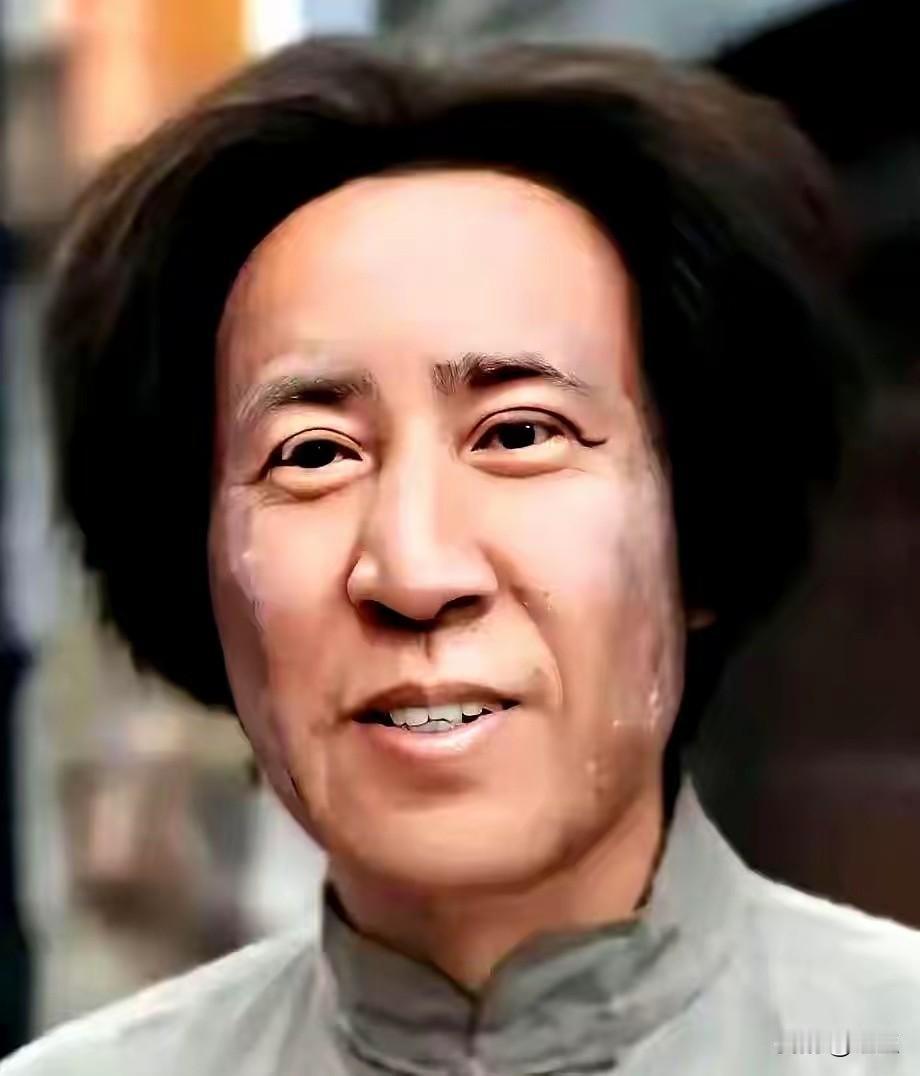 我就不相信，中国这么大，找不到几个特型演员。

原来的古月是最像伟人的，也演了不