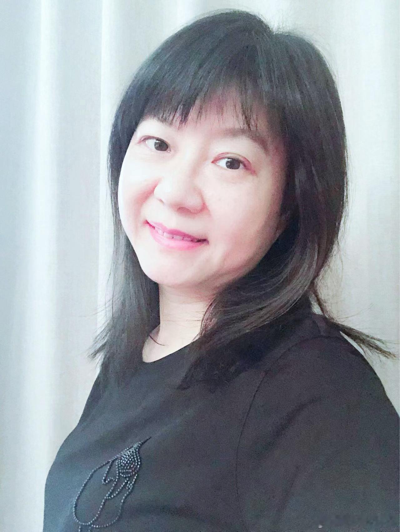 敏儿Jessyy漂亮的大眼睛！今日美貌限定自拍苹果原相机 ​​​
