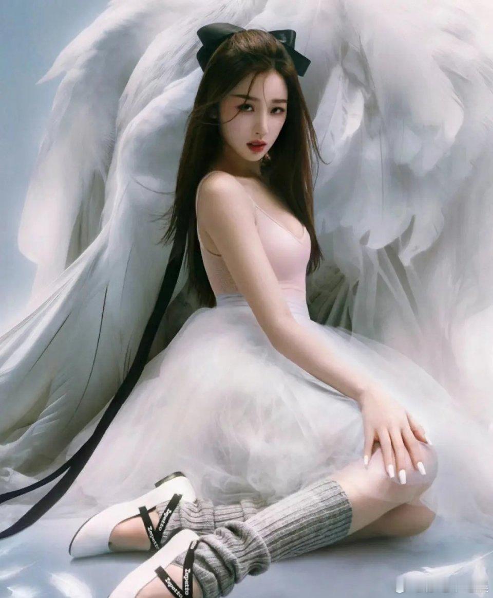 这还是虞书欣吗？又变脸了 ​​​