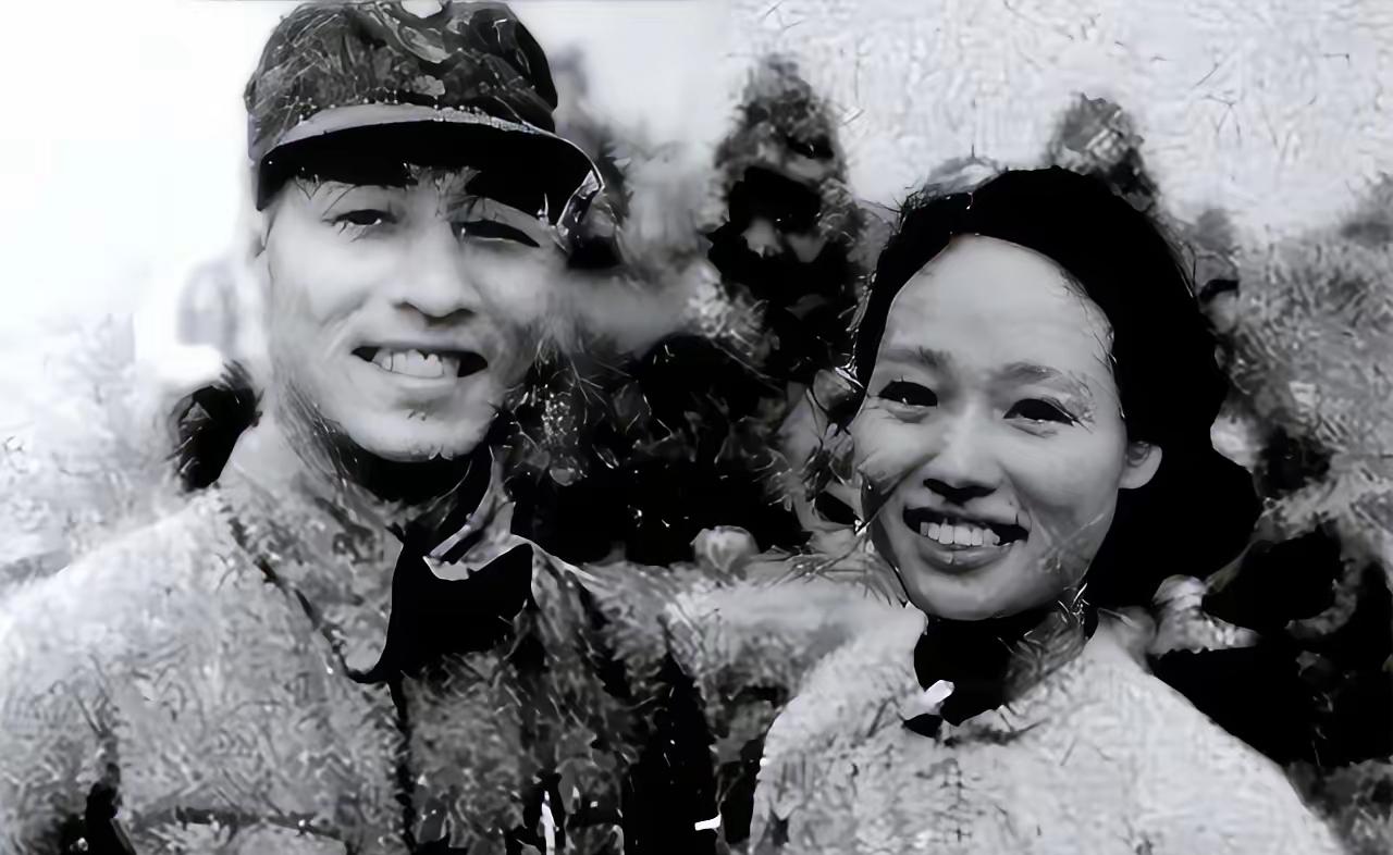 1941年，突击队长吴志勤在与日军激战中，不幸中弹腿受重伤，女护士陈冰把他带到寺