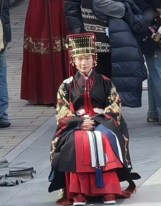 成毅在《两京十五日》的路透，你们期待播出吗？