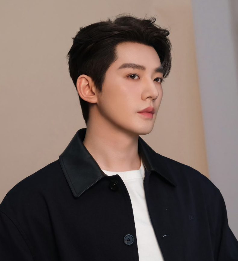 邓为ai换脸的事情，我想说几句第一，守住尊重和边界，不随意用邓为的真人形象去融图